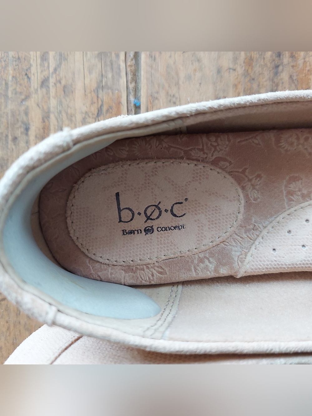 b.o.c. Women’s Cream Ballet Flats Size 9 - Picture 3 of 9